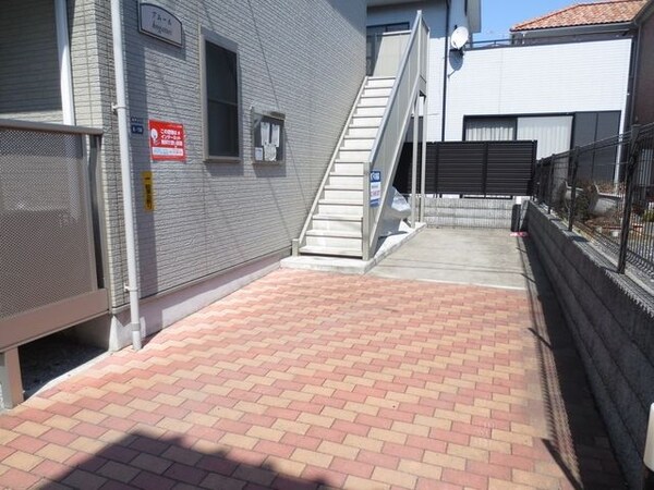 エントランス(★)