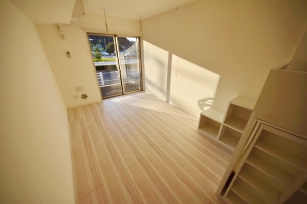 リビング・居室(★広々とした居室です★)