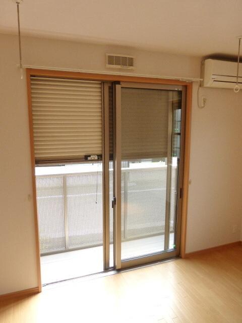 物件内観写真14　(★防犯シャッター★)