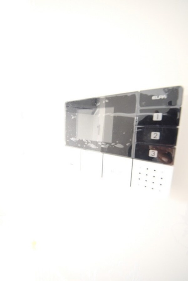 セキュリティ(★モニター付きインターフォンです★)