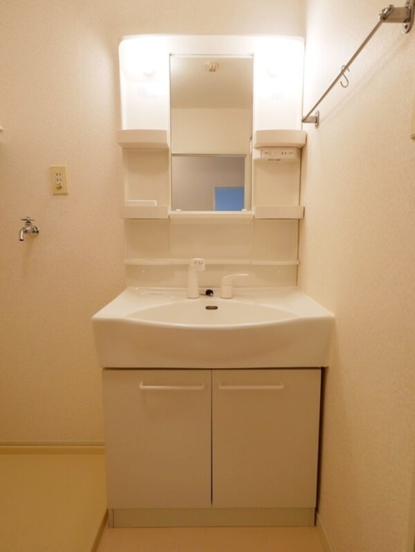 洗面(★お部屋探しは株式会社タウンハウジング東京まで★)