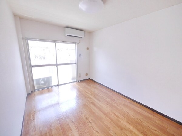 リビング・居室(★お部屋探しはタウンハウジング高幡不動店まで★)