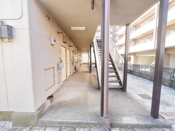 エントランス(★お部屋探しはタウンハウジング高幡不動店まで★)