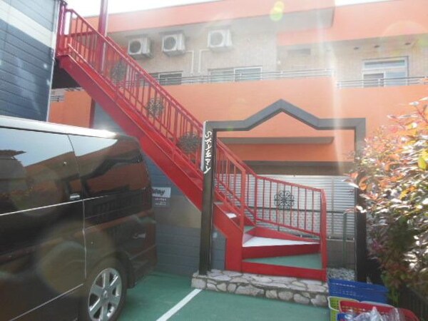 エントランス(★お部屋探しは株式会社タウンハウジング東京まで★)