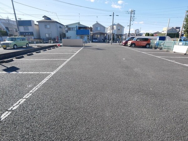 駐車場(★お部屋探しはタウンハウジング高幡不動店まで★)