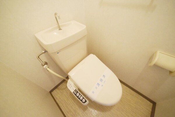 トイレ(★清潔感のあるトイレです★)