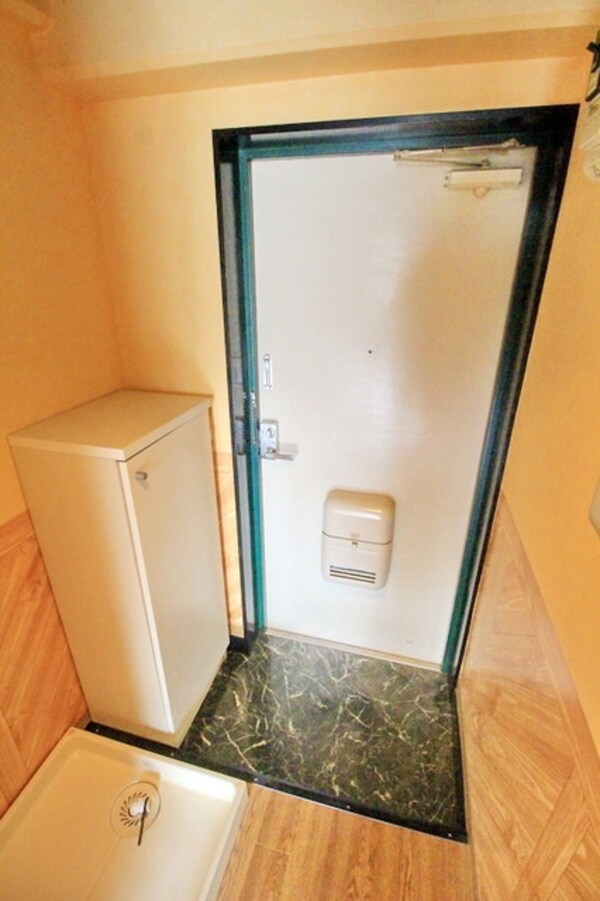 玄関(★お部屋探しはタウンハウジングまで★)