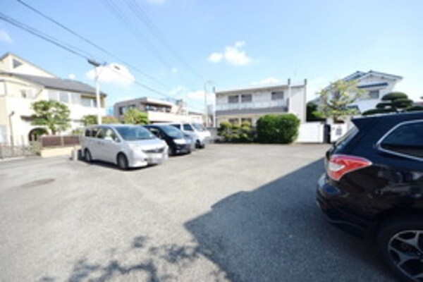 駐車場(★お部屋探しは株式会社タウンハウジング東京まで★)