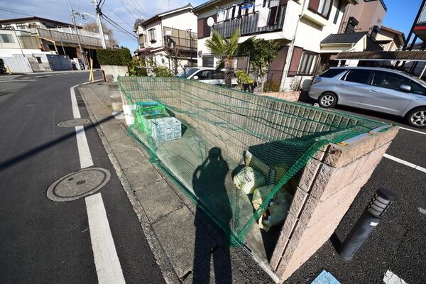 その他(★敷地内ごみ置き場★)