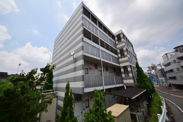 外観(★玄関側はいろは坂です★)