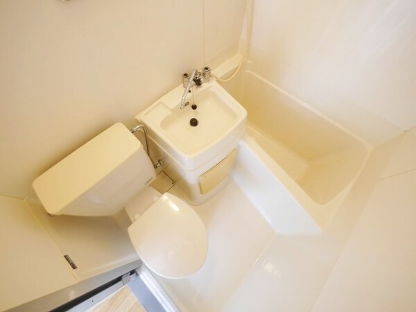 バス／シャワールーム等(★お部屋探しは株式会社タウンハウジング東京まで★)