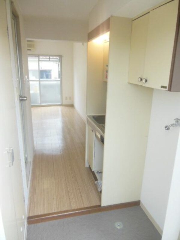 玄関(★お部屋探しは株式会社タウンハウジング東京まで★)