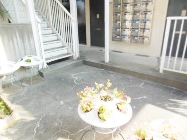 エントランス(★お部屋探しは株式会社タウンハウジング東京まで★)