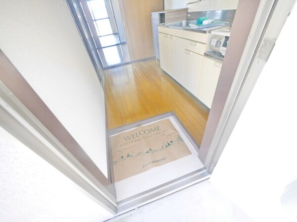 玄関(★お部屋探しは株式会社タウンハウジング東京まで★)