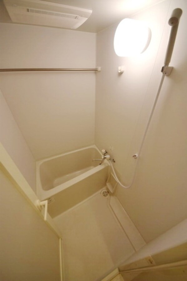 バス／シャワールーム等(★お部屋探しは株式会社タウンハウジング東京まで★)