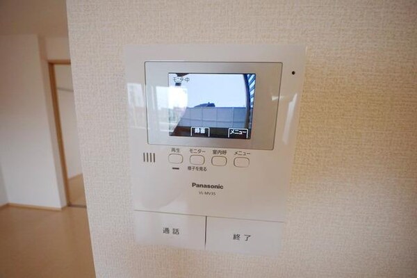 設備(★モニター付きインターホンです！確認してから出ましょうね★)