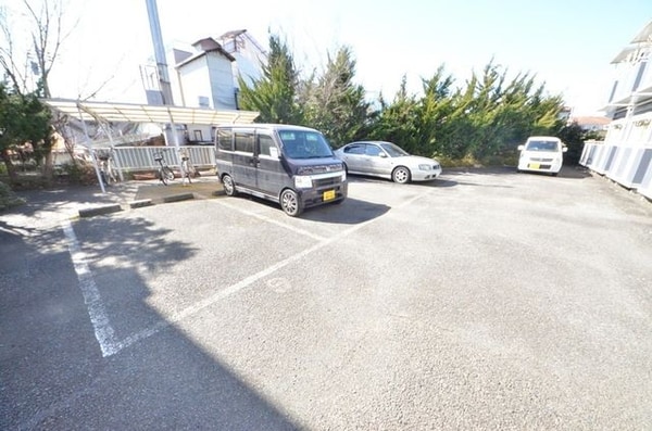 駐車場(★お部屋探しは株式会社タウンハウジング東京まで★)