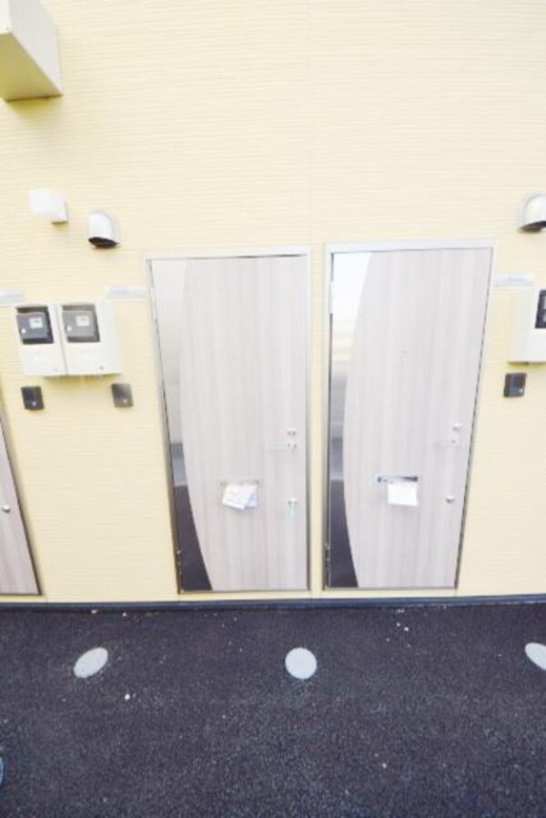 エントランス(★お部屋探しは株式会社タウンハウジング東京まで★)