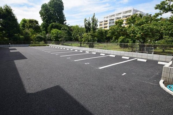駐車場(★お問い合わせはタウンハウジング聖蹟桜ヶ丘店まで★)