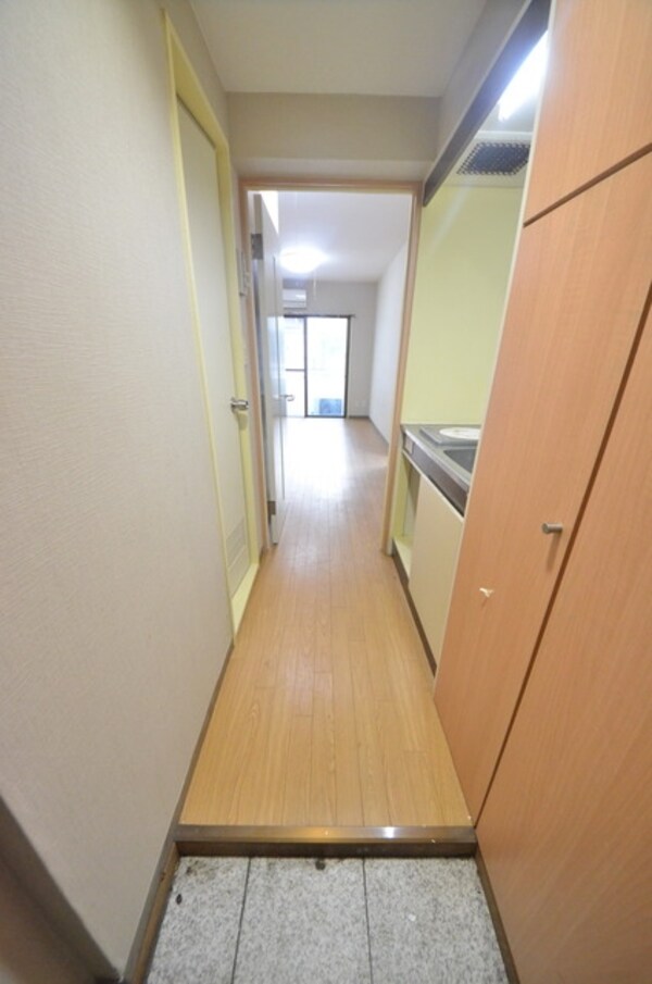 玄関(★お部屋探しは株式会社タウンハウジング東京まで★)