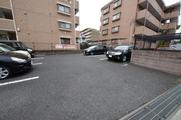駐車場(★お部屋探しは株式会社タウンハウジング東京まで★)