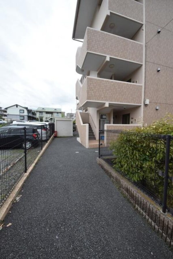 エントランス(★お部屋探しは株式会社タウンハウジング東京まで★)