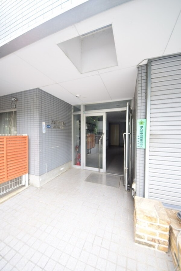 エントランス(★お部屋探しは株式会社タウンハウジング東京まで★)
