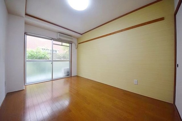 リビング・居室(★お問い合わせはタウンハウジング聖蹟桜ヶ丘店まで★)