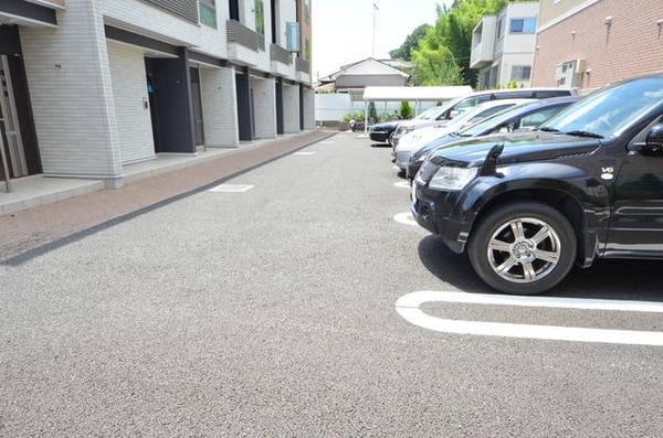 駐車場(☆大切なお車を敷地内でしっかりと管理☆)