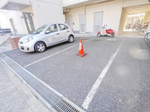 駐車場(★お部屋探しは株式会社タウンハウジング東京まで★)