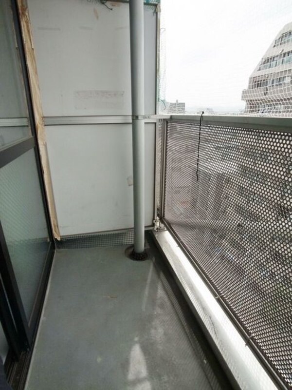 バルコニー(☆高いお部屋だから洗濯物が良く乾きそう☆)