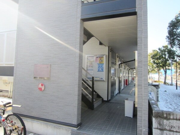 エントランス(★お問い合わせはタウンハウジング府中店まで★)