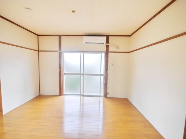 リビング・居室(★お問い合わせはタウンハウジング聖蹟桜ヶ丘店まで★)