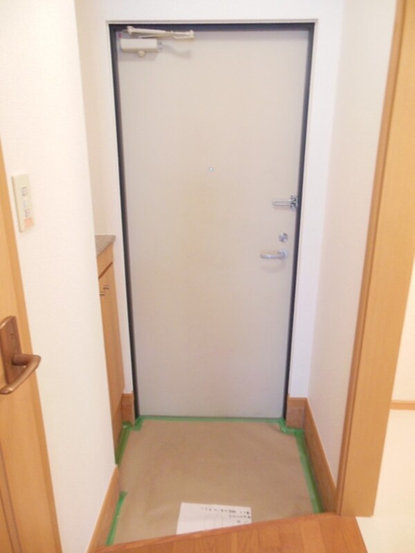 玄関(★お部屋探しは株式会社タウンハウジング東京まで★)