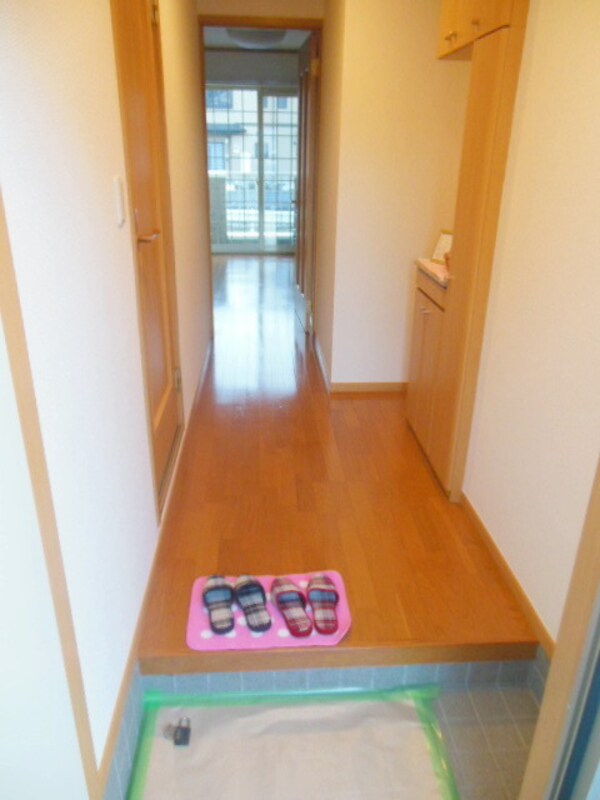 玄関(★お部屋探しは株式会社タウンハウジング東京まで★)