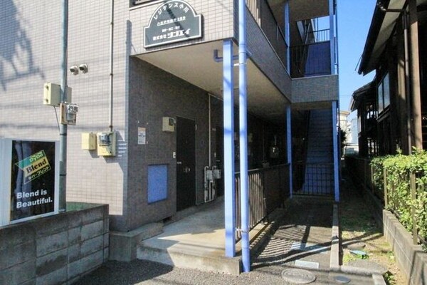 エントランス(★お部屋探しは株式会社タウンハウジング東京まで★)
