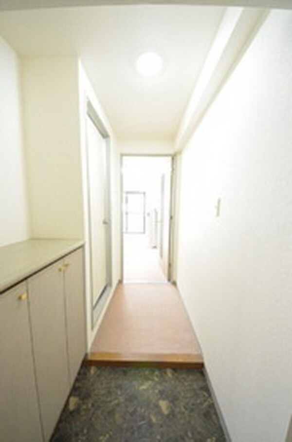 玄関(★お部屋探しは株式会社タウンハウジング東京まで★)