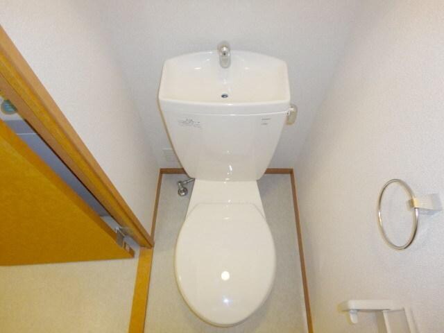 物件内観写真2　(トイレ)