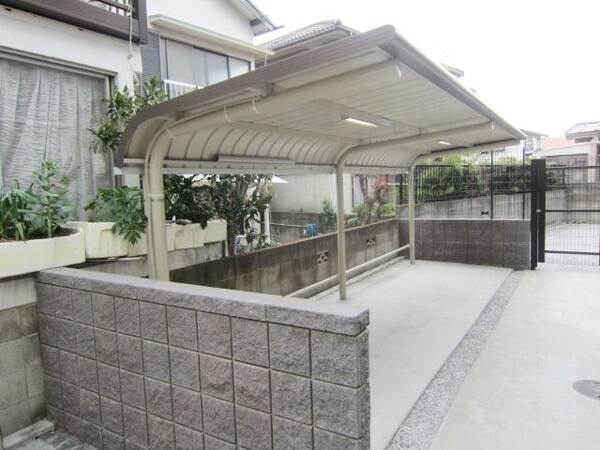 共有部分(★屋根付き駐輪場です★)