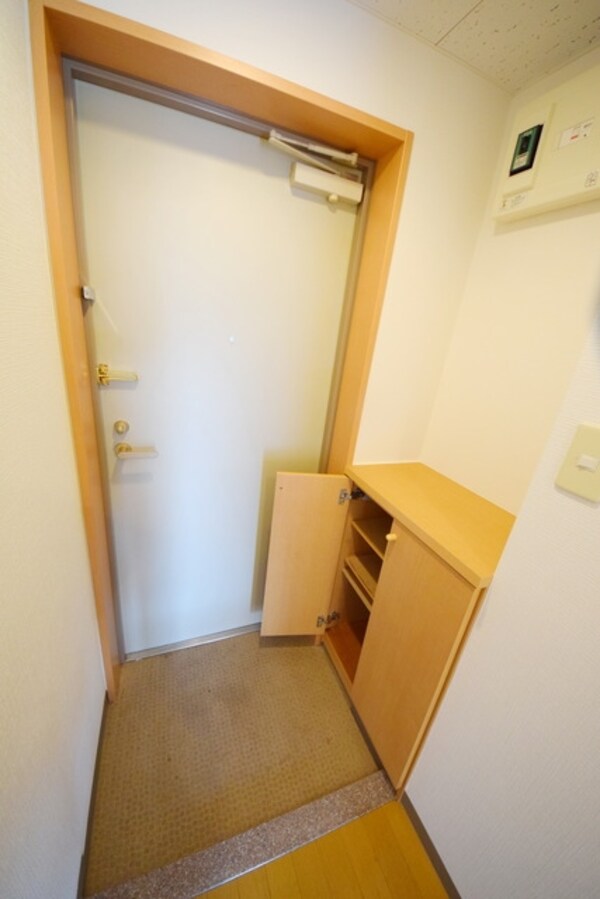 玄関(★お部屋探しは、タウンハウジング多摩センター店へ★)