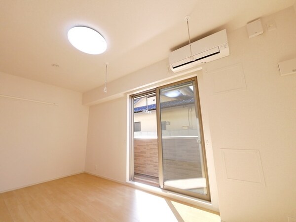 リビング・居室(★お部屋探しは株式会社タウンハウジング東京まで★)