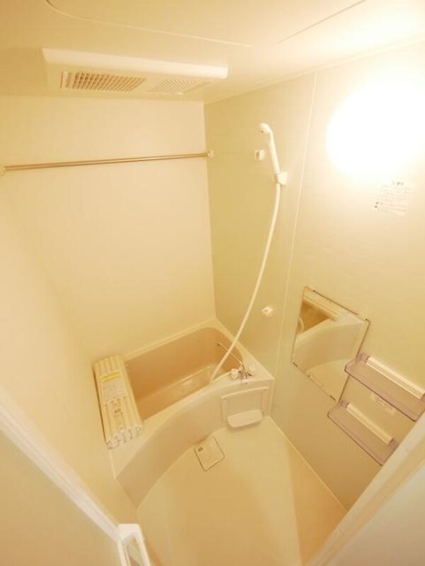 バス／シャワールーム等(★お部屋探しは株式会社タウンハウジング東京まで★)