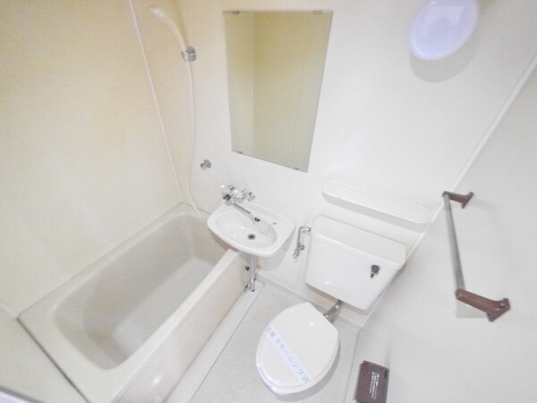 バス／シャワールーム等(★お部屋探しは株式会社タウンハウジング東京まで★)