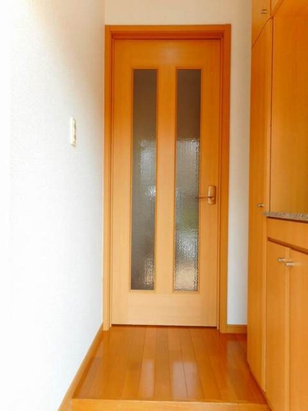 玄関(★お部屋探しは株式会社タウンハウジング東京まで★)