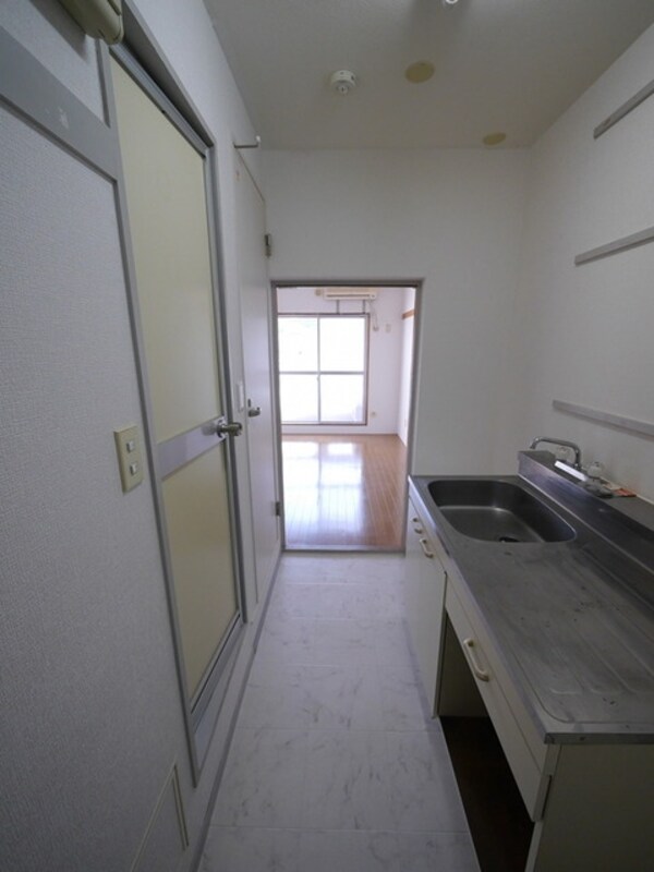 玄関(★お部屋探しは株式会社タウンハウジング東京まで★)