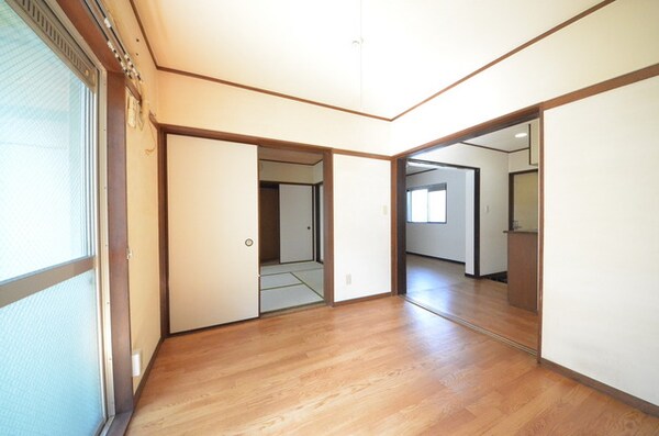 リビング・居室(★お部屋探しは株式会社タウンハウジング東京まで★)