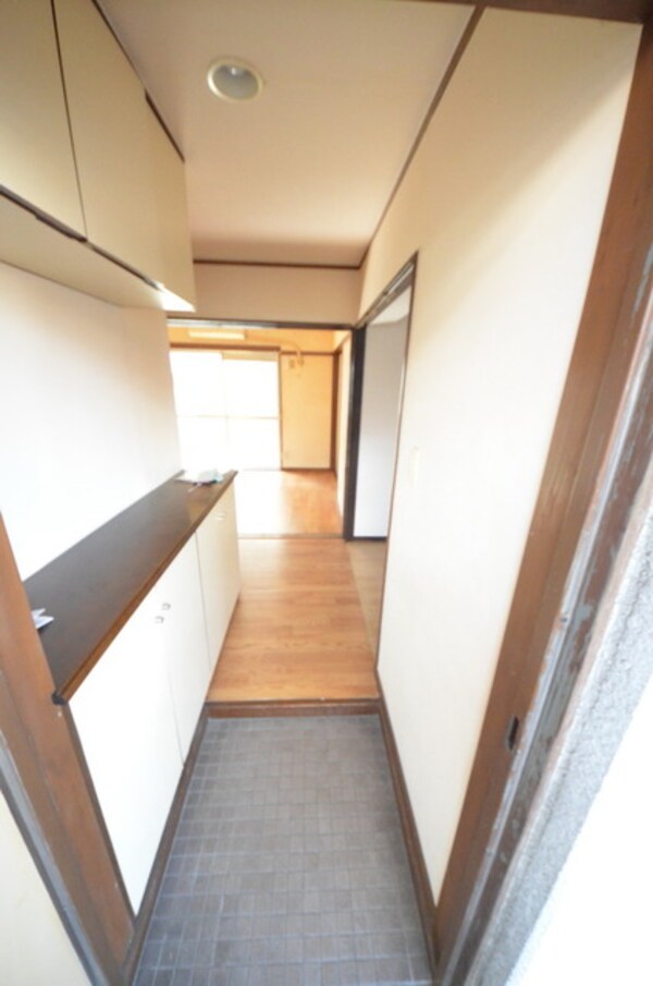 玄関(★お部屋探しは株式会社タウンハウジング東京まで★)
