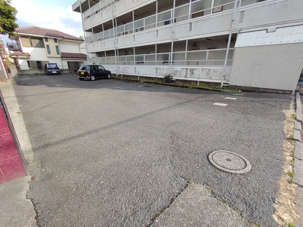 駐車場(★お部屋探しは株式会社タウンハウジング東京まで★)