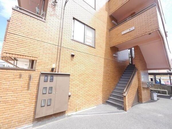 エントランス(★お部屋探しは、タウンハウジング多摩センター店へ★)
