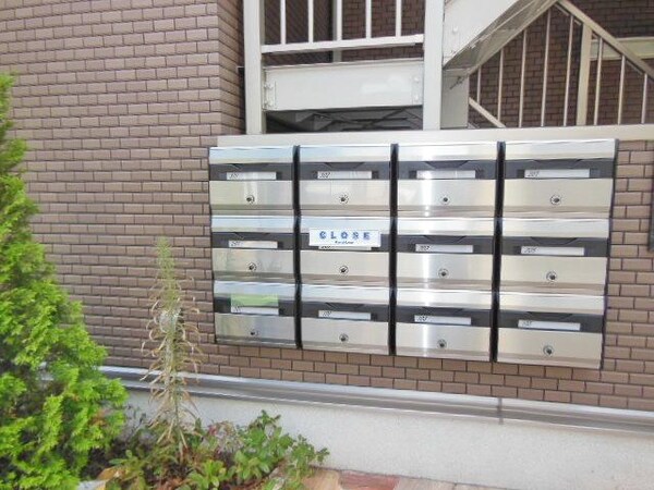 エントランス(★お部屋探しは株式会社タウンハウジング東京まで★)